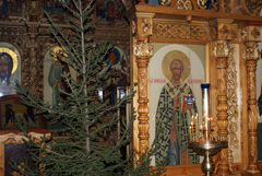 Украшение храма к празднику Рождества Христова. Увеличить изображение. Размер файла: 588,47 Kb [800X536]