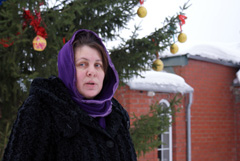 Установка Рождественского вертепа. Увеличить изображение. Размер файла: 350,74 Kb [800X536]