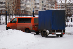 Установка новых икон на иконостас. Увеличить изображение. Размер файла:430,25 Kb [800X536]