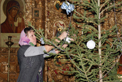 Украшение храма к празднику Рождества Христова. Увеличить изображение. Размер файла: 594,12 Kb [800X536]