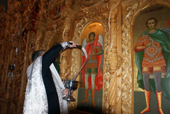 Освящение нового иконостаса. Увеличить изображение. Размер файла: 269,67 Kb [800X536]