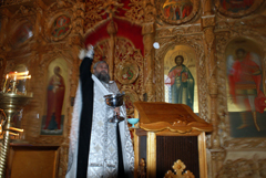 Освящение нового иконостаса. Увеличить изображение. Размер файла: 205,73 Kb [800X536]