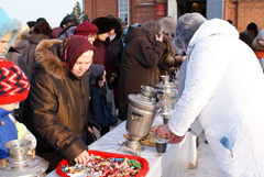 Рождественская ярмарка. Увеличить изображение. Размер файла: 444,55 Kb [800X536]
