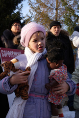 Рождественская ярмарка. Увеличить изображение. Размер файла: 252,34 Kb [800X1195]