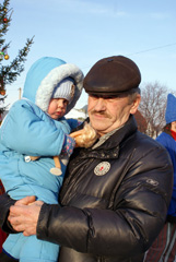 Рождественская ярмарка. Увеличить изображение. Размер файла: 232,17 Kb [800X1195]