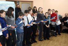 Детский рождественский утренник в соборе. Увеличить изображение. Размер файла: 446,28 Kb [800X536]