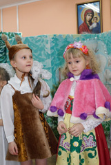 Детский рождественский утренник в соборе. Увеличить изображение. Размер файла: 261,78 Kb [800X1195]