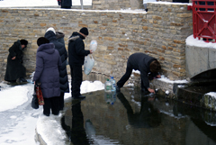 Боровецкий родник в праздник Крещения Господня. Увеличить изображение. Размер файла: 867,79 Kb [1200X803]