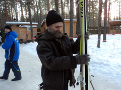 Поход на лыжную базу. Увеличить изображение. Размер файла: 434,2 Kb [800X600]