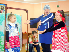 Детская воскресная школа готовится к Рождеству. Увеличить изображение. Размер файла: 264,53 Kb [800X600]