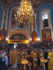 Новогодний молебен в Свято-Вознесенском храме. Увеличить изображение. Размер файла: 600,29 Kb [600X800]