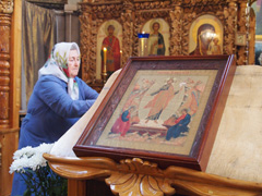 Новогодний молебен в Свято-Вознесенском храме. Увеличить изображение. Размер файла: 517,35 Kb [800X600]