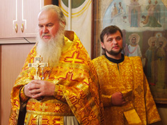 Новогодний молебен в Свято-Вознесенском храме. Увеличить изображение. Размер файла: 537,28 Kb [800X600]