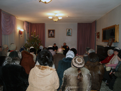 Собрание прихожан в Орловском храме. Увеличить изображение. Размер файла: 754,17 Kb [1200X900]