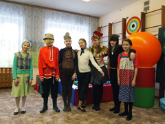 Посещение детдома. Увеличить изображение. Размер файла: 826,62 Kb [1200X900]