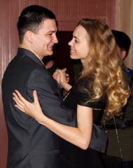 Рождественский Бал. Увеличить изображение. Размер файла: 502,52 Kb [632X800]