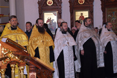 Всенощное бдение в храм прп. Серафима Саровского. Увеличить изображение. Размер файла:1072,89 Kb [1200X803]