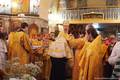 Архиерейское богослужение в Свято-Вознесенском соборе. Увеличить изображение. Размер файла: 1020,11 Kb [1200X800]