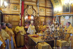 Архиерейское богослужение в Свято-Вознесенском соборе. Увеличить изображение. Размер файла: 1008,05 Kb [1200X800]