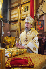 Архиерейское богослужение в Свято-Вознесенском соборе. Увеличить изображение. Размер файла: 1117,83 Kb [800X1200]