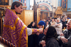 Праздничные богослужения в день памяти 400-летия преставления святителя Ермогена. Увеличить изображение. Размер файла: 834,04 Kb [1200X800]