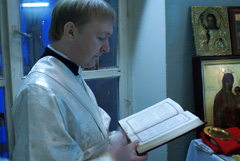 Божественная литургия в Елабужском Казнско-Богородицком монастыре. Увеличить изображение. Размер файла: 935,02 Kb [1200X803]