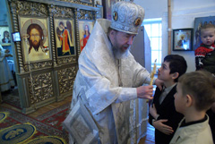 Божественная литургия в Елабужском Казнско-Богородицком монастыре. Увеличить изображение. Размер файла: 1028,66 Kb [1200X803]