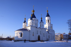 Божественная литургия в Елабужском Казнско-Богородицком монастыре. Увеличить изображение. Размер файла: 647,15 Kb [1200X803]