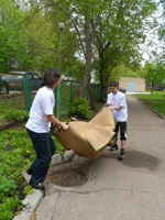 Субботник в доме ребенка. Размер файла: 234,08 Kb [768X1024]