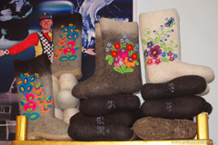 Православная выставка-ярмарка в Казани. Увеличить изображение. Размер файла: 746,49 Kb [1200X800]