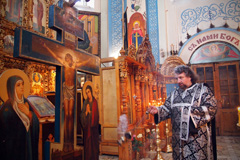 Богослужение Страстям Христовым в Свято-Вознесенском соборе. Увеличить изображение. Размер файла: 700,04 Kb [1200X800]