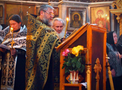 Богослужение Страстям Христовым в Свято-Вознесенском соборе. Увеличить изображение. Размер файла: 717,12 Kb [1200X887]