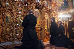 Чин прощения в Свято-Вознесенском Архиерейском подворье. Увеличить изображение. Размер файла: 638,84 Kb [1200X800]