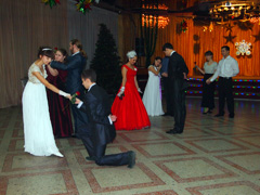 Рождественский Бал. Увеличить изображение. Размер файла: 998,6 Kb [1200X900]