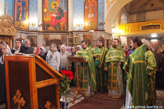 Богослужение в день памяти св. Ксении Петербургской. Увеличить изображение. Размер файла: 1022,11 Kb [1200X800]