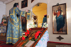 Божественная литургия в селе Лубяны. Увеличить изображение. Размер файла: 975,49 Kb [1200X800]