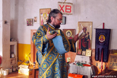 Божественная литургия в селе Лубяны. Увеличить изображение. Размер файла: 858,01 Kb [1200X800]