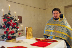 Божественная литургия в селе Лубяны. Увеличить изображение. Размер файла: 878,19 Kb [1200X800]